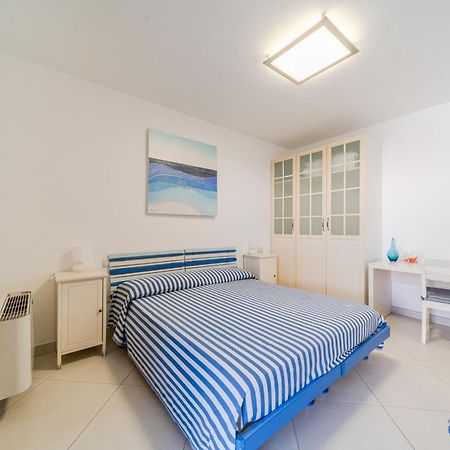 אלסאנו Lo Scalo Bed And Breakfast Marina Di Novaglie מראה חיצוני תמונה