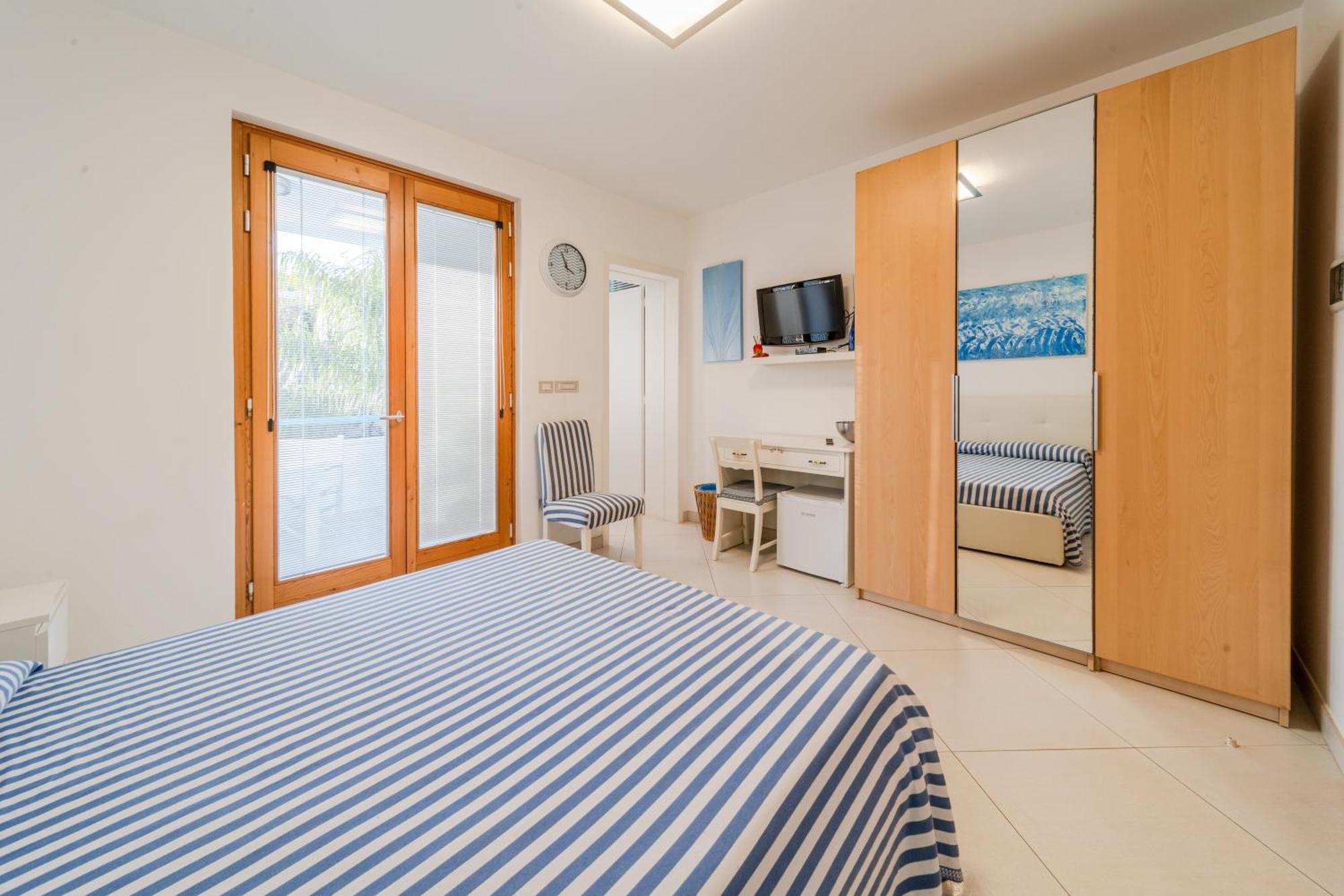 אלסאנו Lo Scalo Bed And Breakfast Marina Di Novaglie מראה חיצוני תמונה